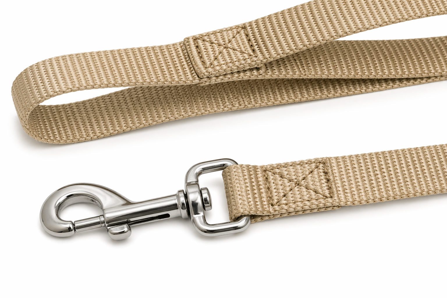 Adjustable Nylon Dog Leash with Metal Clip – Durable Walking Lead for Small to Large Dogs - Image 2